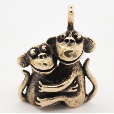Пара обезьянок с петелькой
